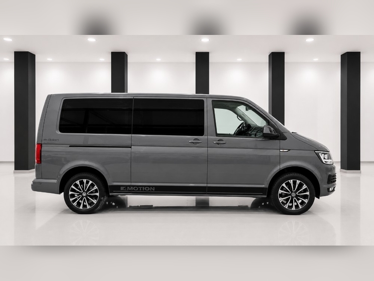 Volkswagen Transporter Kombi Largo 4Motion foto miniatura